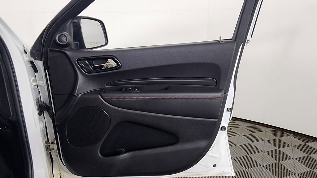 Used 2023 Dodge Durango GT image 31