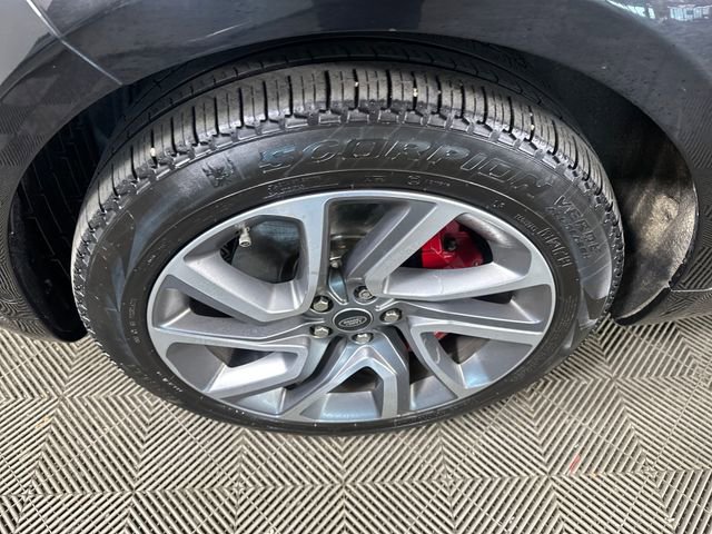 Used 2018 Land Rover Range Rover Sport HSE Dynamic image 17