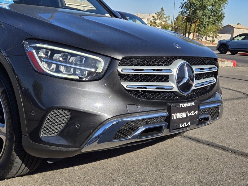 Used 2021 Mercedes-Benz GLC 300 w/ Multimedia Package image 9