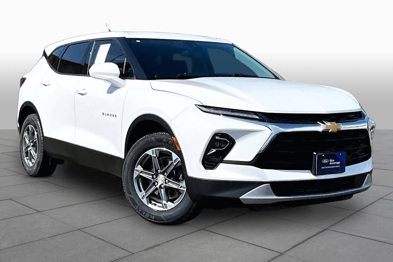Used 2023 Chevrolet Blazer LT w/ Driver Confidence Package FWD image 5