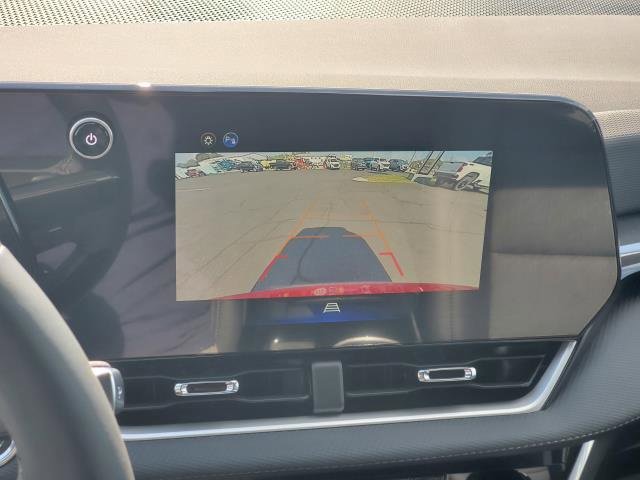 New 2026 Chevrolet Equinox LT w/ Convenience Package II image 23