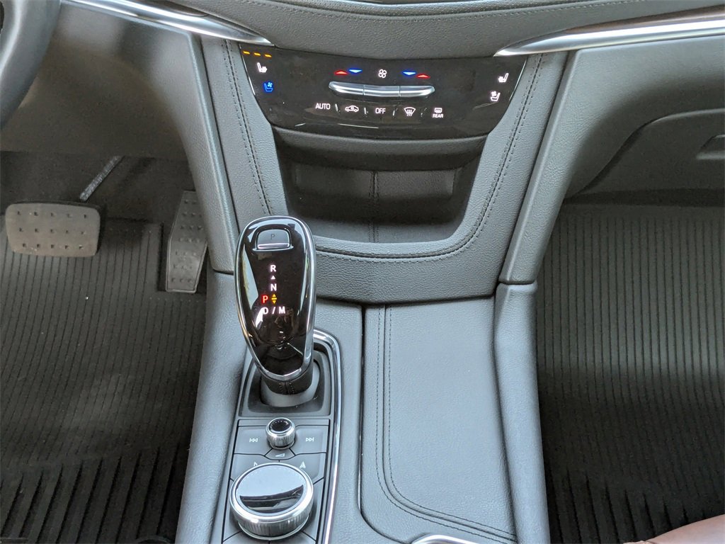 Certified 2024 Cadillac XT5 Premium Luxury w/ Technology Package image 22