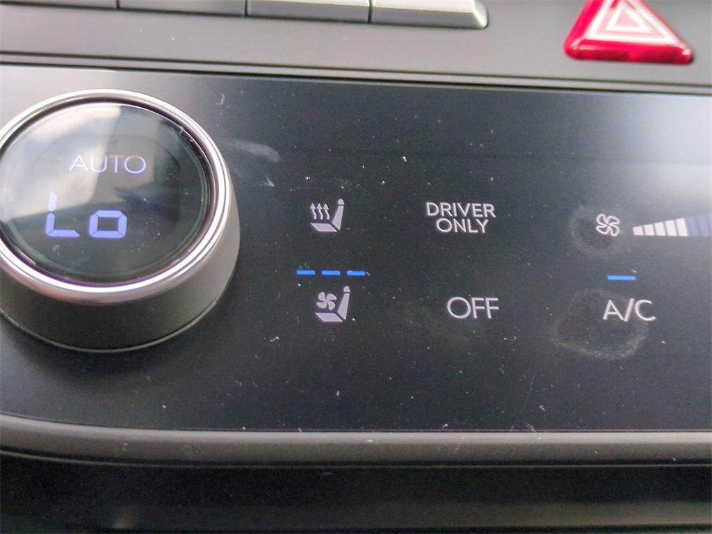 New 2025 Hyundai Sonata Limited image 24