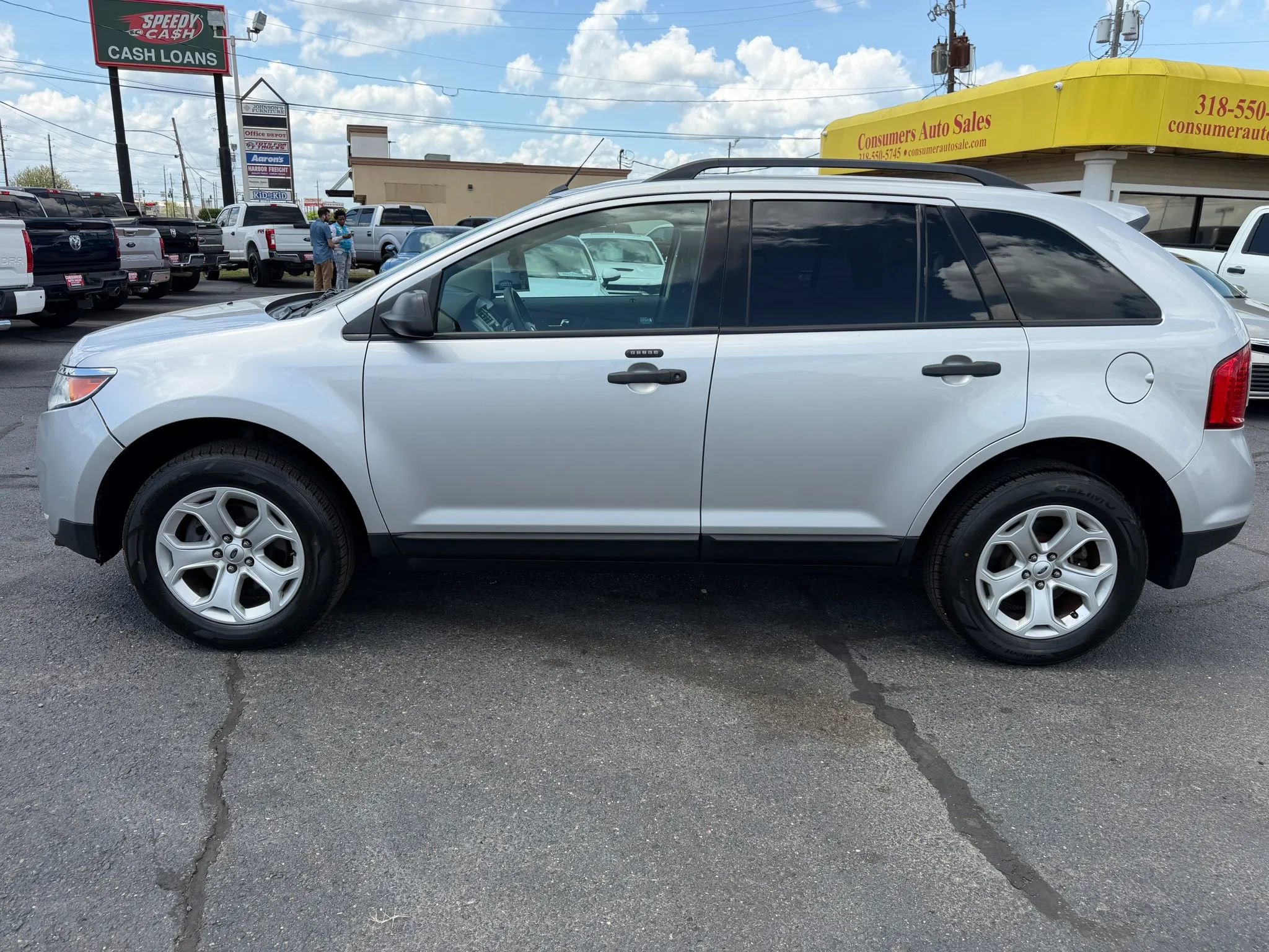 Used 2014 Ford Edge SE w/ Equipment Group 101A AWD/4WD image 2