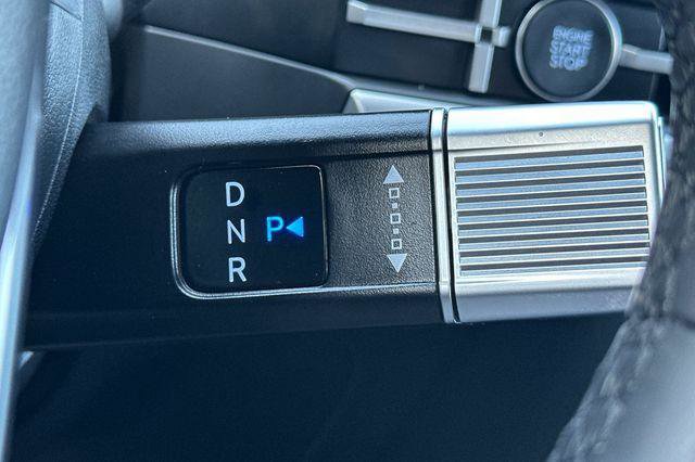 Certified 2026 Hyundai Santa Fe SE image 21