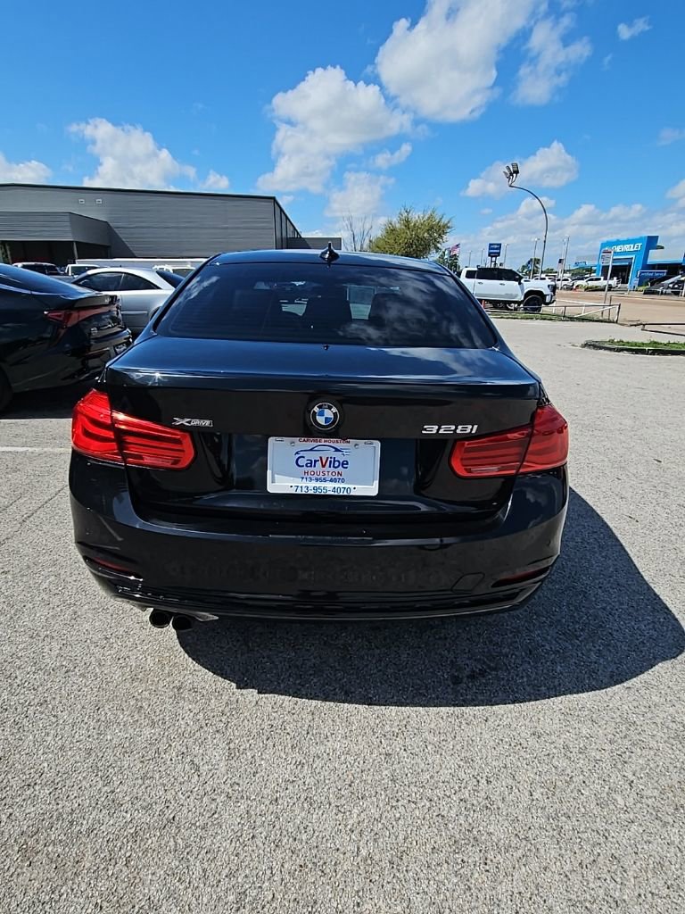 Used 2016 BMW 328i xDrive Sedan AWD/4WD image 6