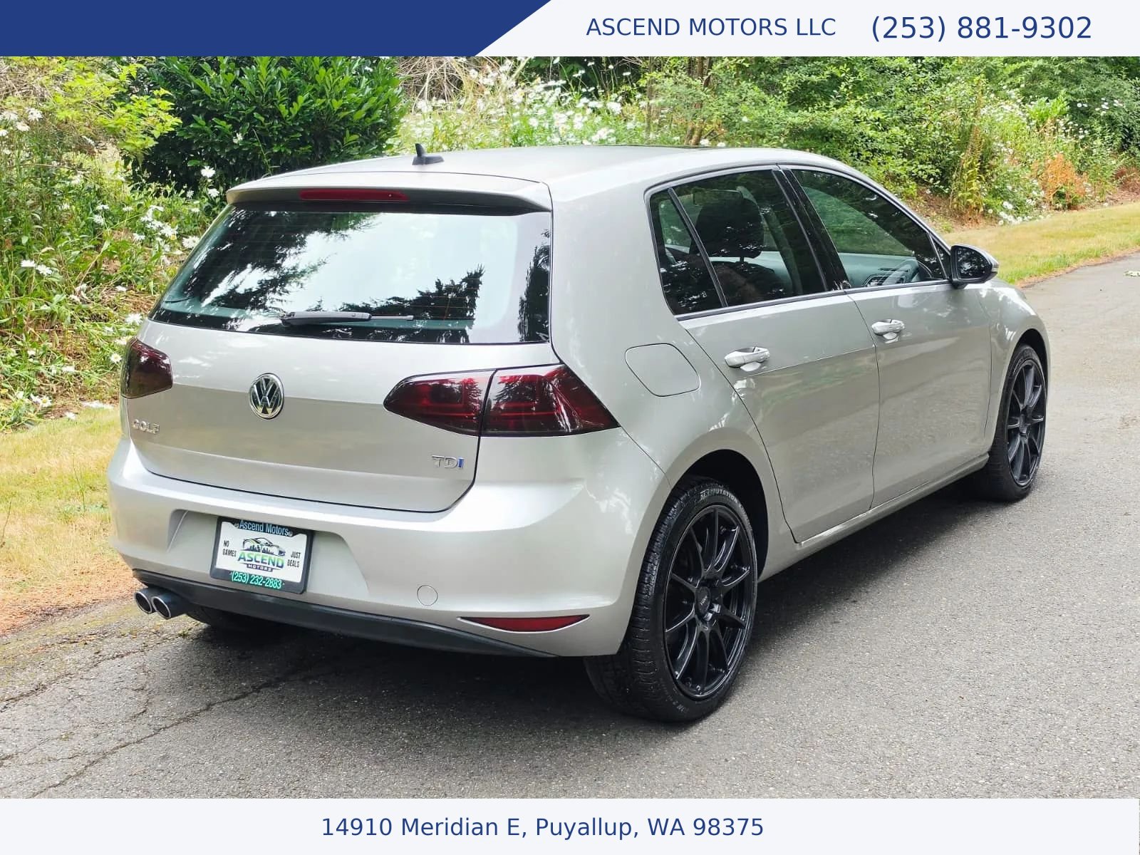 Used 2015 Volkswagen Golf TDI S FWD image 5