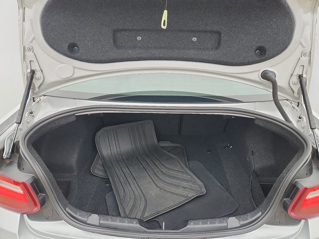 Used 2017 BMW 230i Coupe image 28
