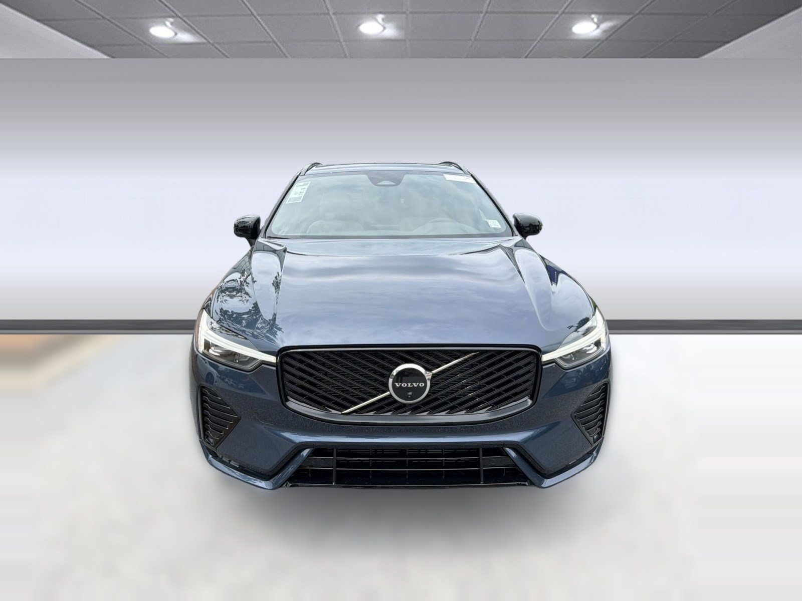 New 2026 Volvo XC60 B5 Plus w/ Protection Package AWD/4WD image 5