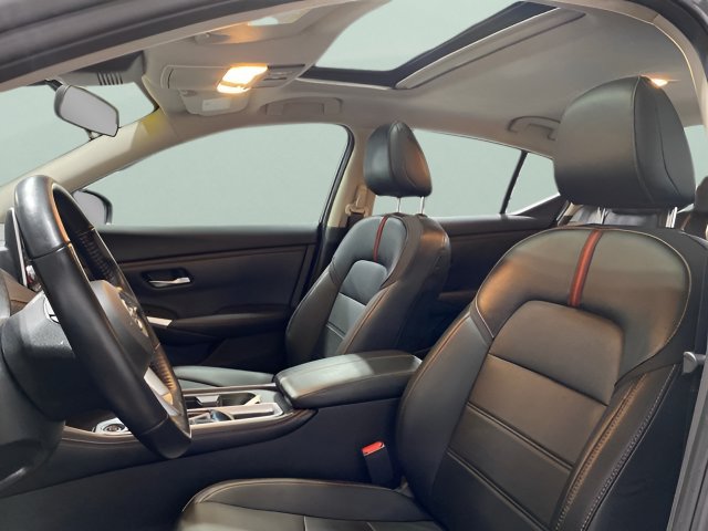 Certified 2022 Nissan Sentra SR w/ SR Premium Package FWD image 22