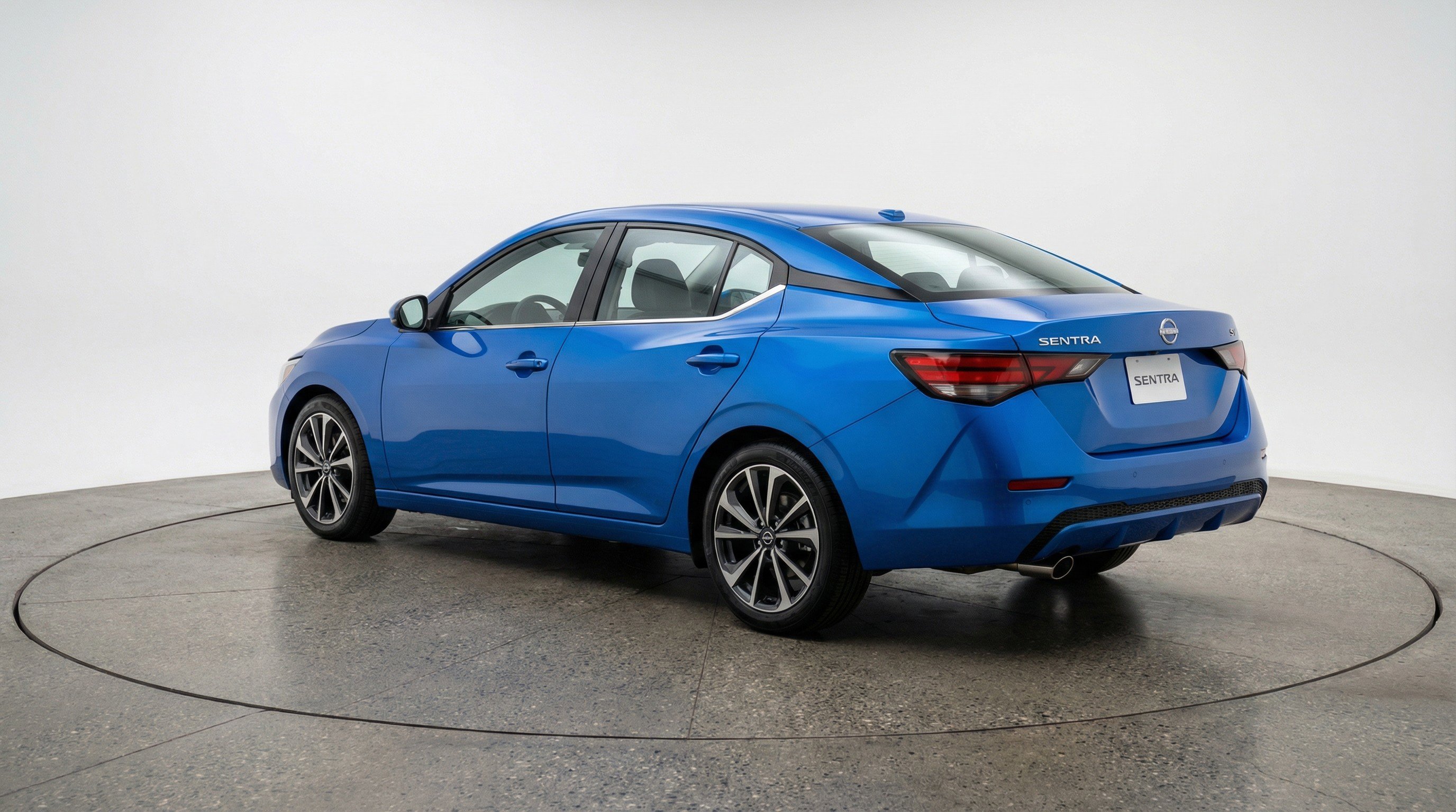 Used 2025 Nissan Sentra SV image 6