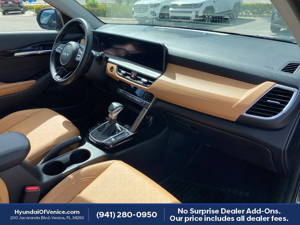 Used 2024 Kia Seltos EX AWD/4WD image 18