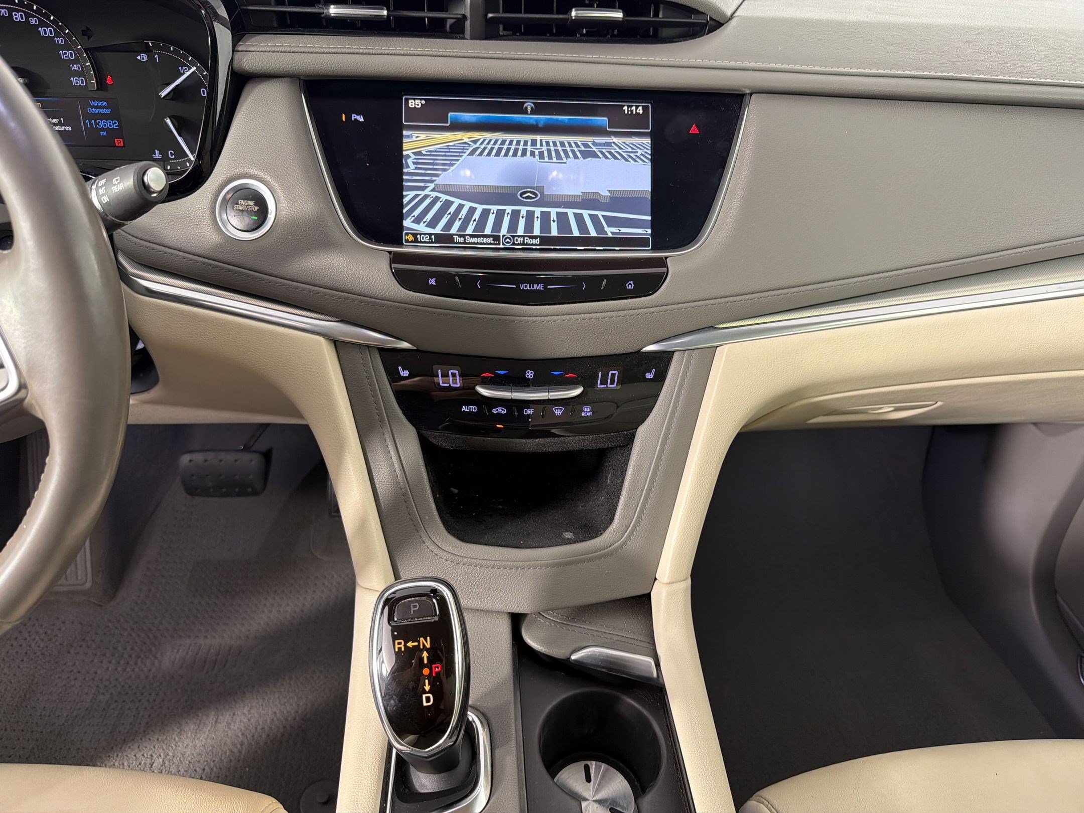 Used 2018 Cadillac XT5 Luxury w/ Driver Awareness Package FWD image 20
