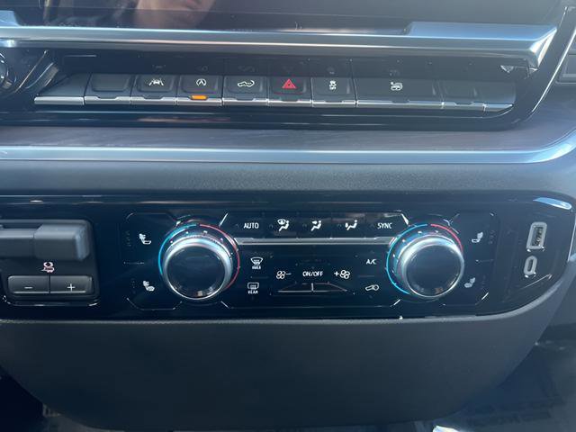 New 2026 GMC Sierra 1500 SLT image 18