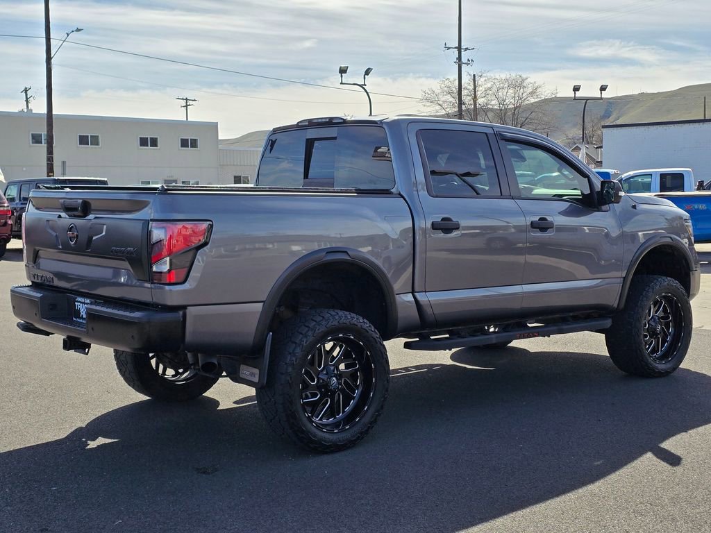 Used 2021 Nissan Titan PRO-4X w/ Pro-4x Convenience Package image 5