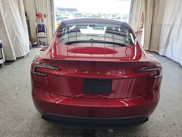 Used 2024 Tesla Model 3 Standard Range RWD image 9