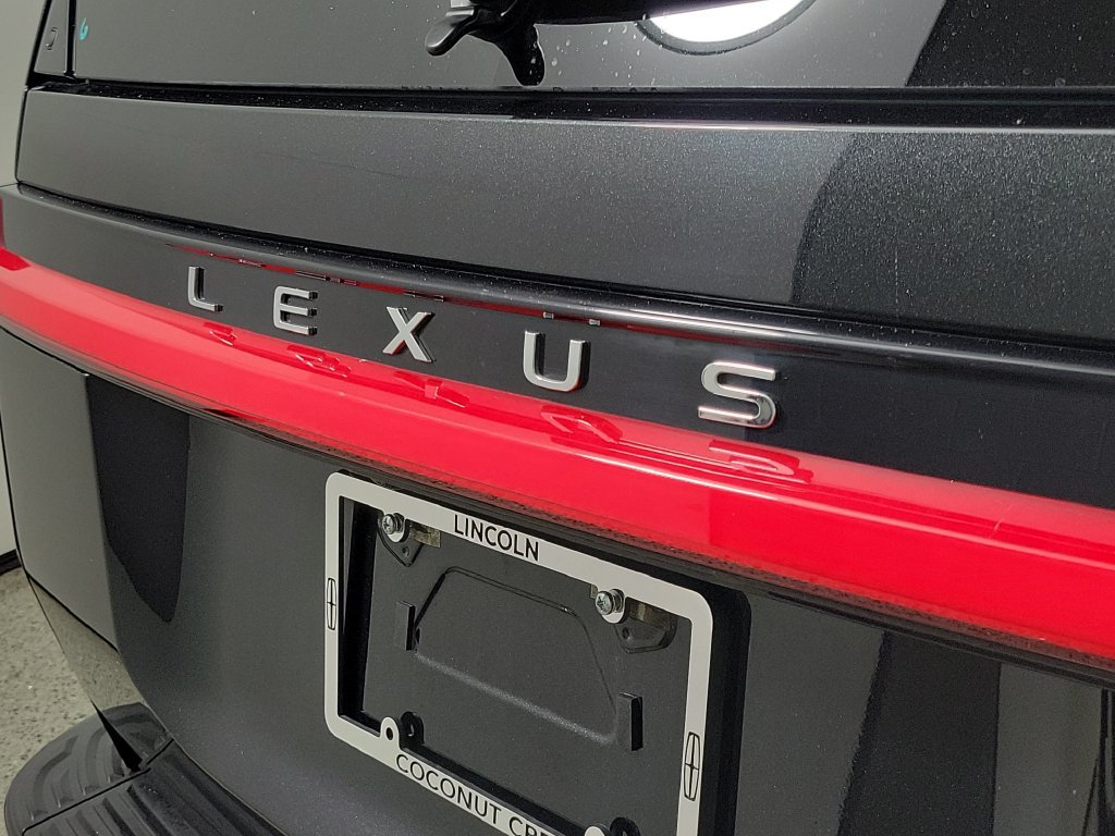 Used 2024 Lexus GX 550 w/ Accessory Package (Z1) AWD/4WD image 5
