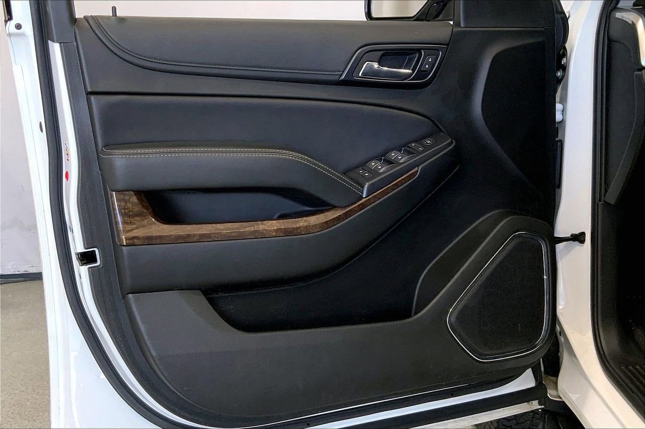 Used 2019 Chevrolet Suburban LS image 23