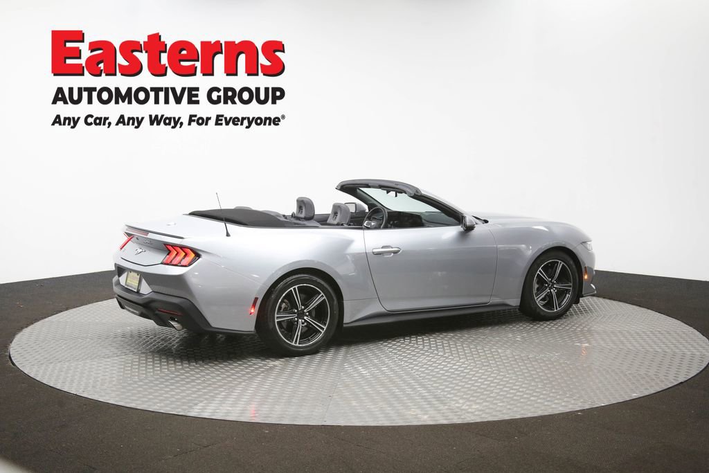Used 2025 Ford Mustang Premium RWD image 39