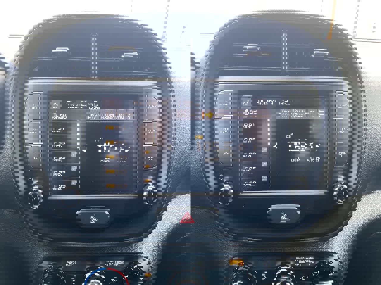 Used 2024 Kia Soul LX w/ Option Group 015 image 16