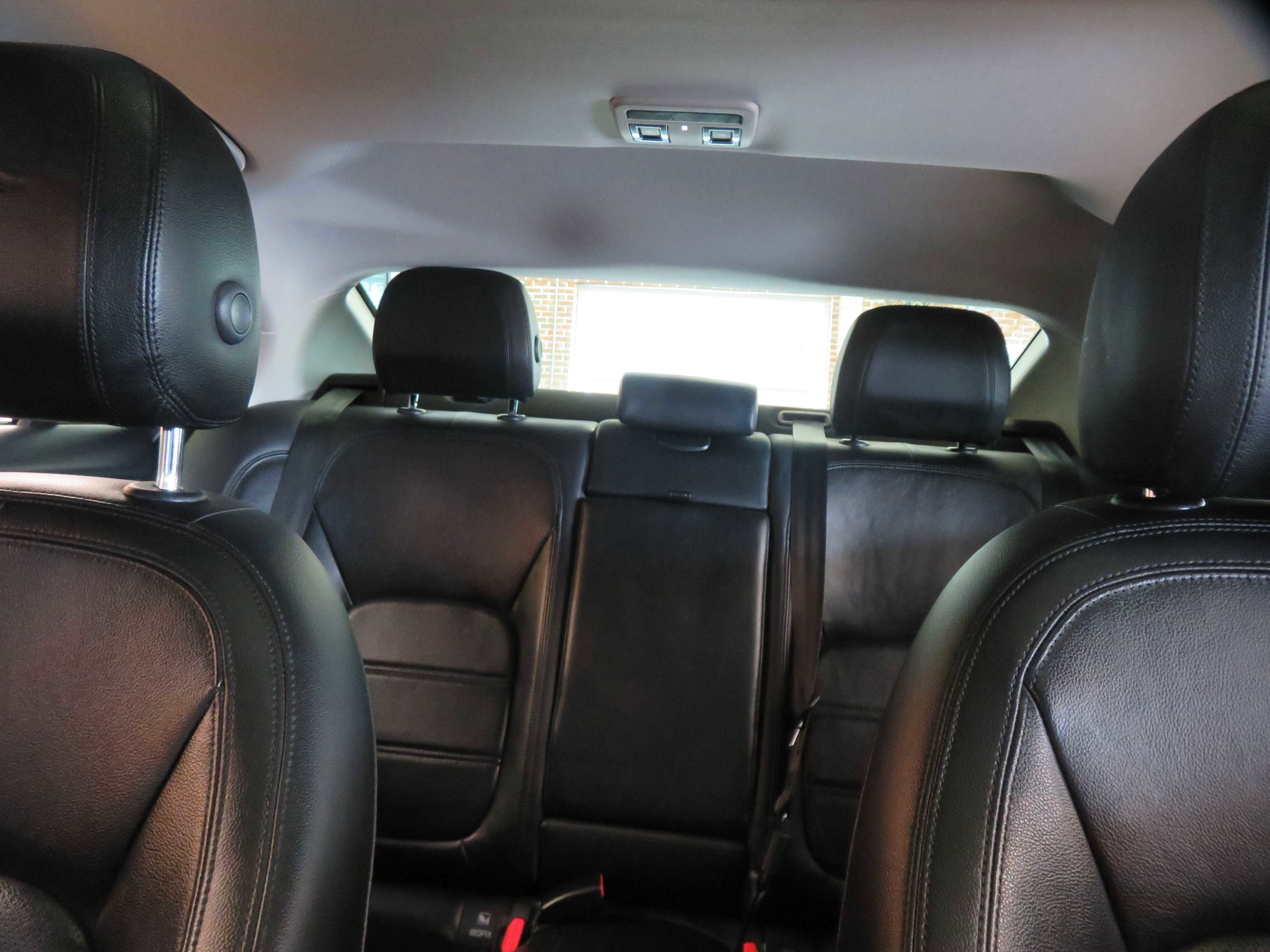 Used 2020 Jaguar XE S image 43