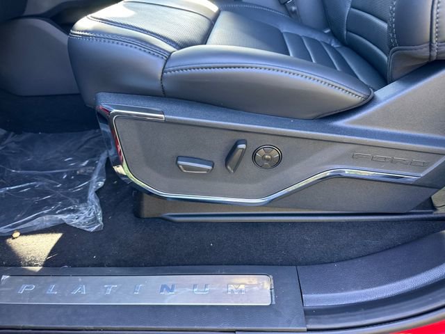 New 2026 Ford F250 Platinum w/ FX4 Off-Road Package image 26