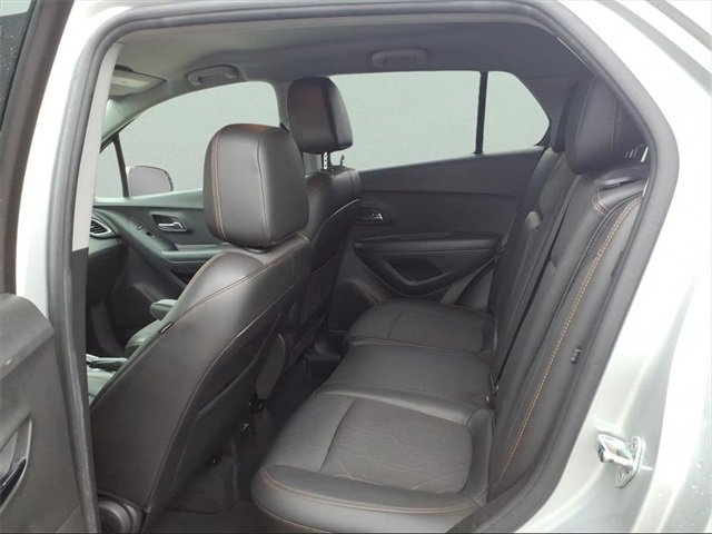 Used 2019 Chevrolet Trax LT w/ LT Convenience Package image 8