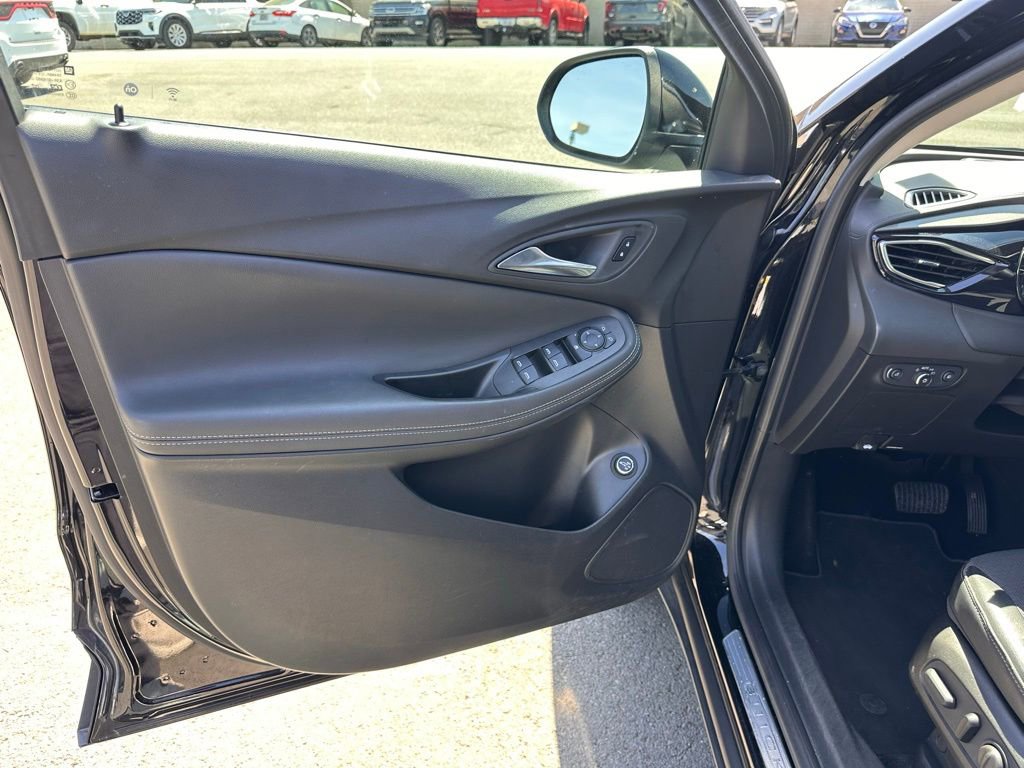 Used 2023 Buick Encore GX Select image 13