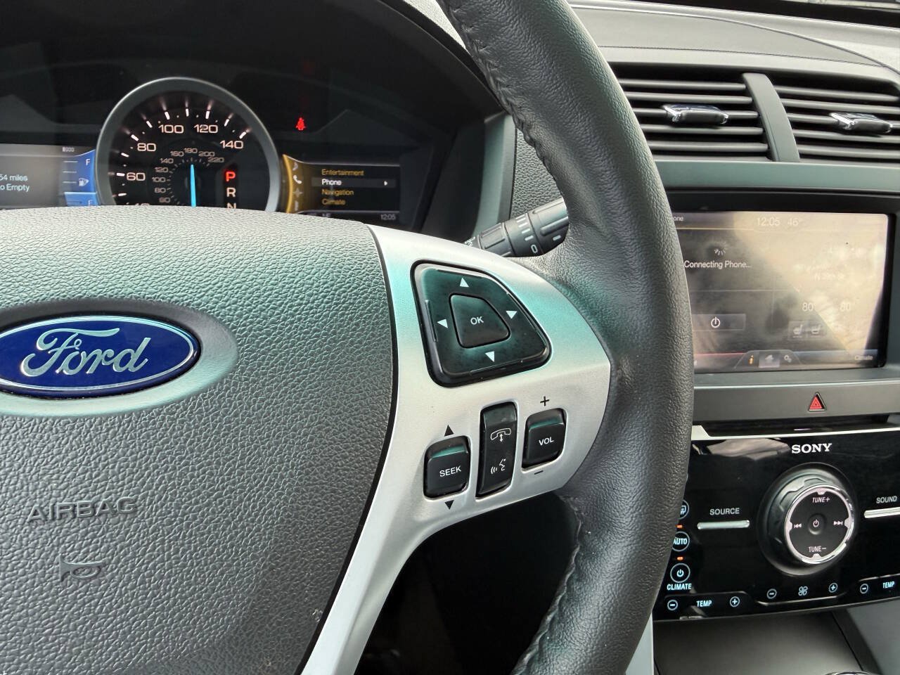 Used 2011 Ford Explorer Limited w/ 301A Rapid Spec Order Code AWD/4WD image 18