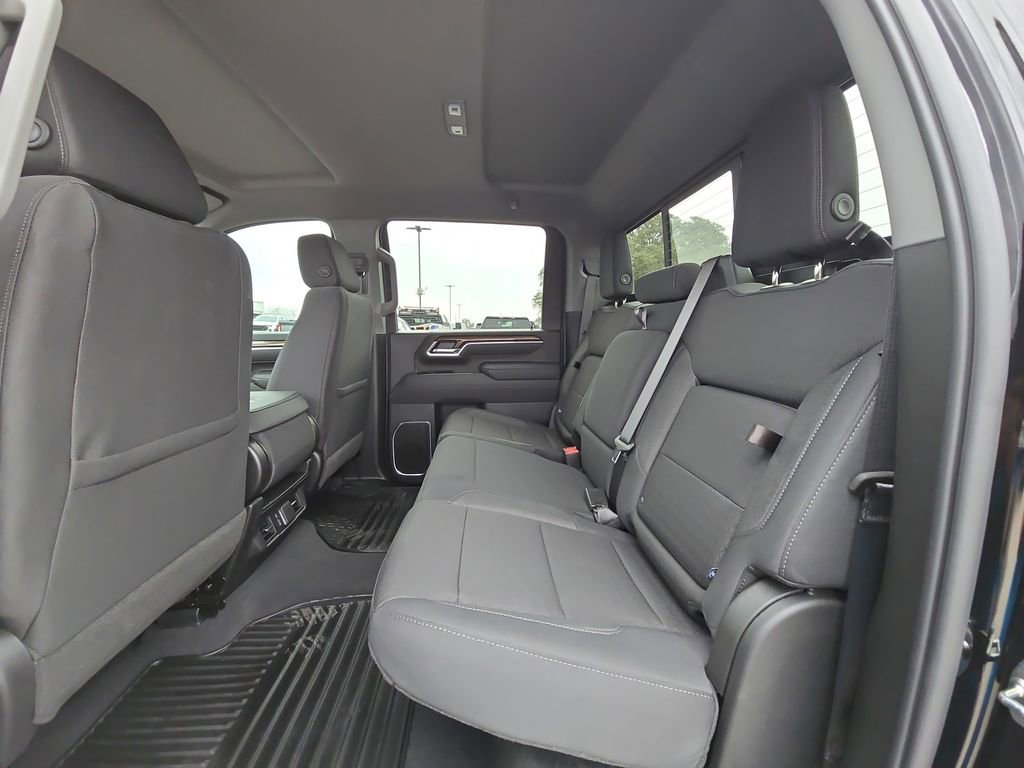 Used 2026 Chevrolet Silverado 2500 LT w/ Trail Boss Package image 12