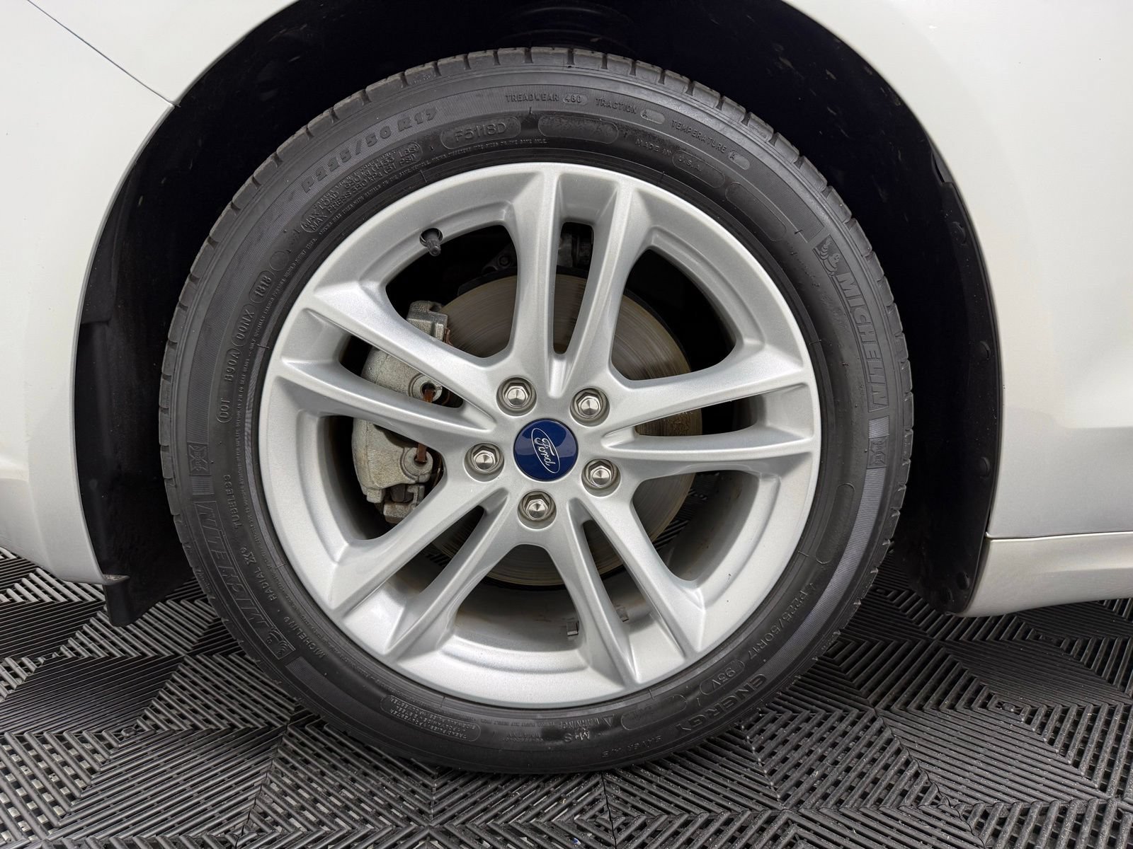 Used 2018 Ford Fusion S FWD image 11