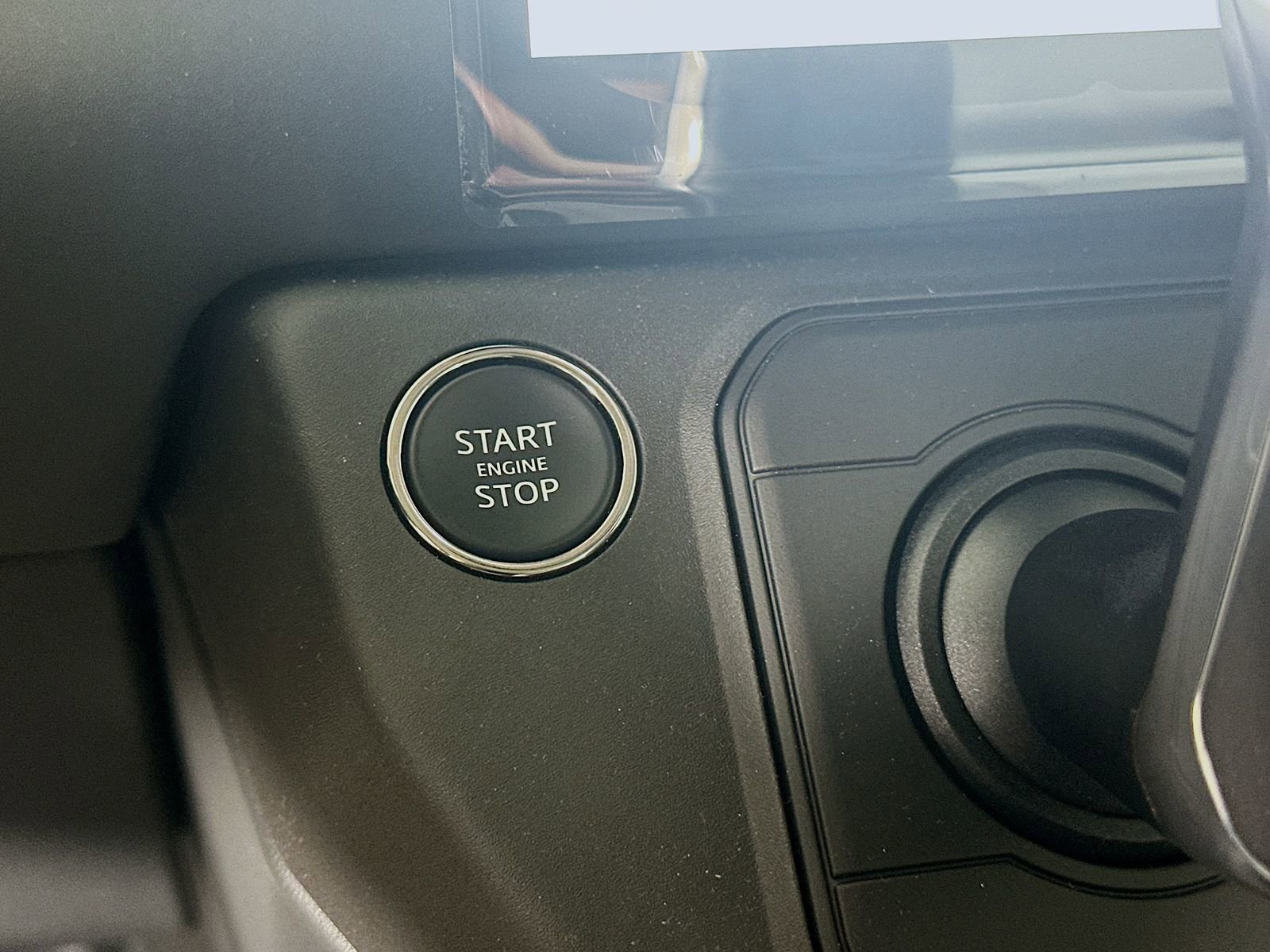 New 2026 Land Rover Defender 110 S AWD/4WD image 26