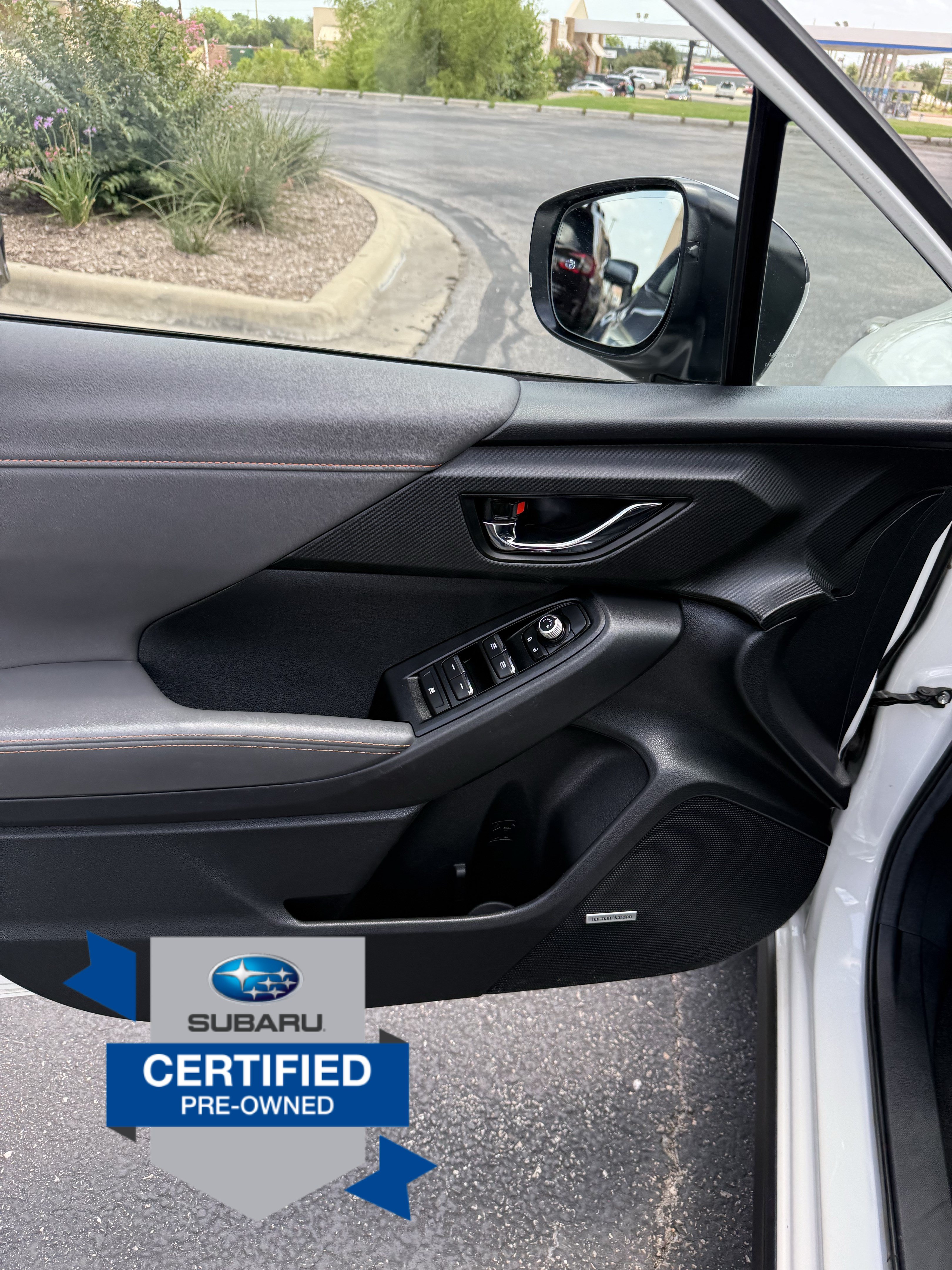 Certified 2024 Subaru Crosstrek 2.5i Limited w/ Crosstrek Mirror Package AWD/4WD image 17
