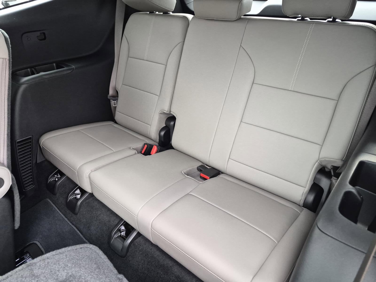 New 2026 GMC Acadia Elevation w/ Super Cruise Package AWD/4WD image 12