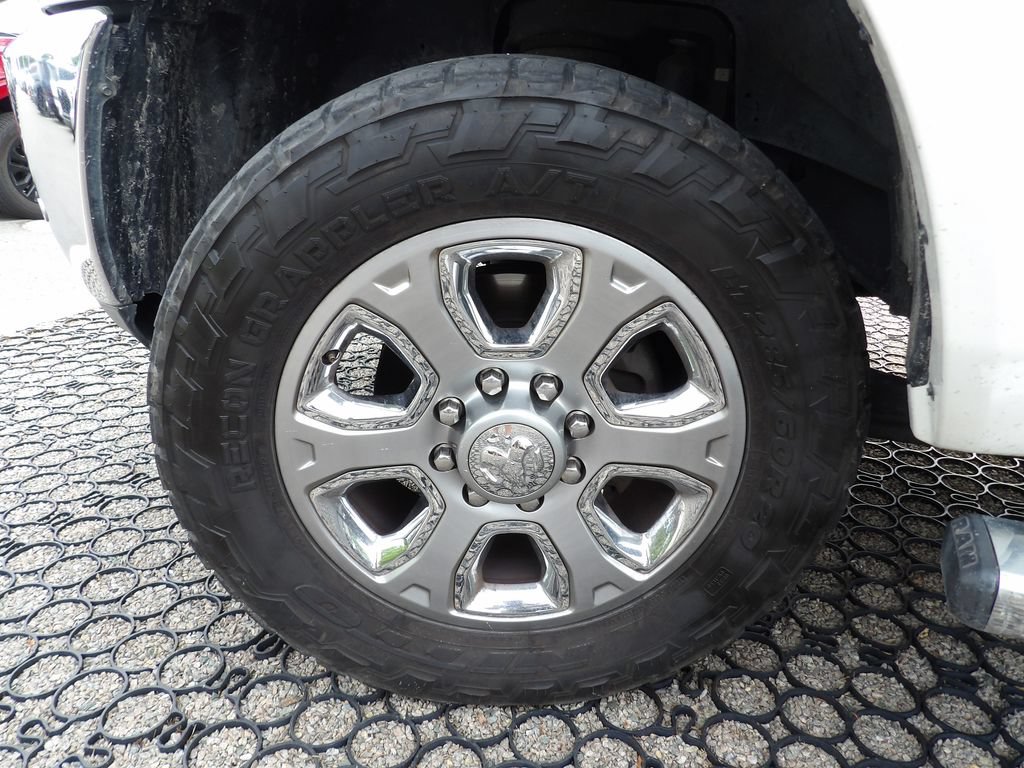 Used 2016 RAM 2500 Laramie AWD/4WD image 32