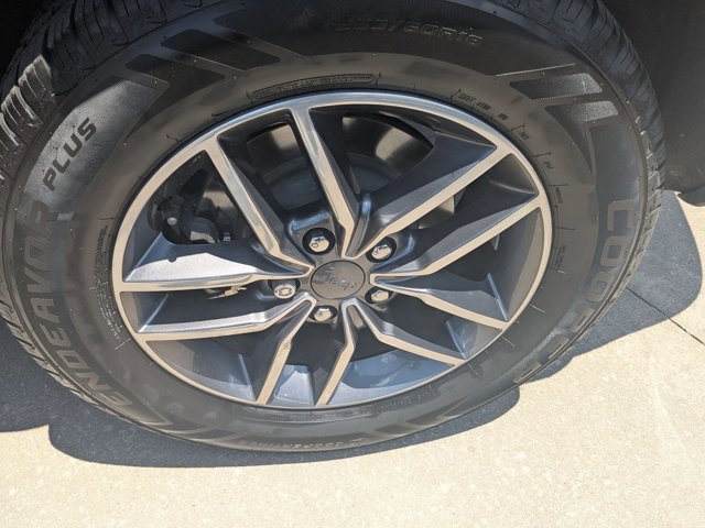 Used 2020 Jeep Grand Cherokee Limited RWD image 22