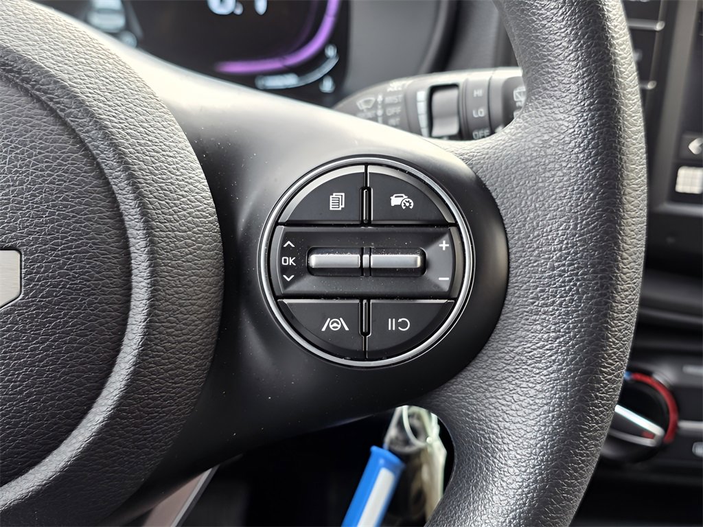 Used 2025 Kia Soul LX w/ LX Technology Package image 27