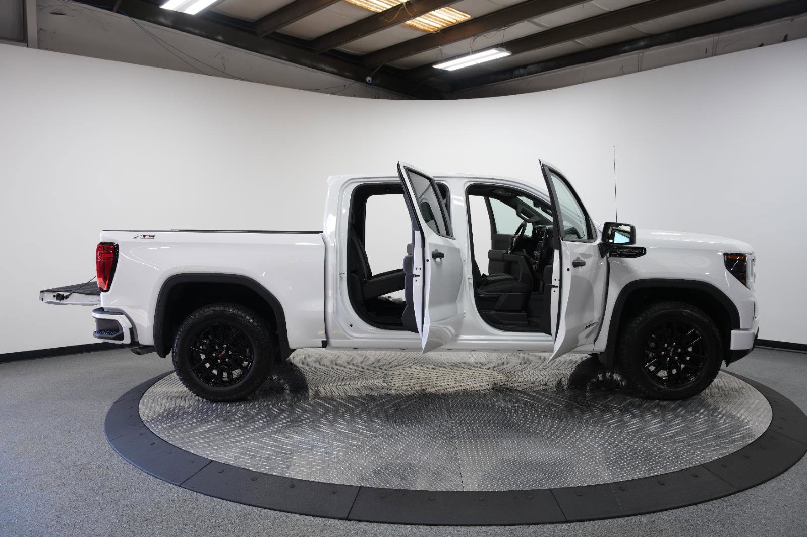New 2026 GMC Sierra 1500 Pro w/ Graphite Edition image 10