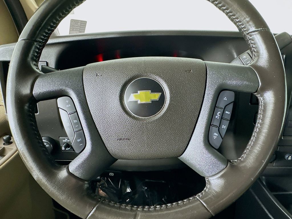 Used 2021 Chevrolet Express 2500 w/ Driver Convenience Package image 17