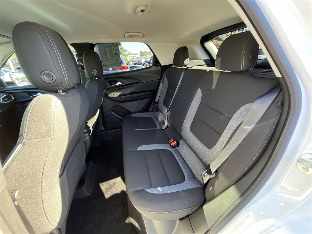 Used 2023 Chevrolet TrailBlazer LT image 23