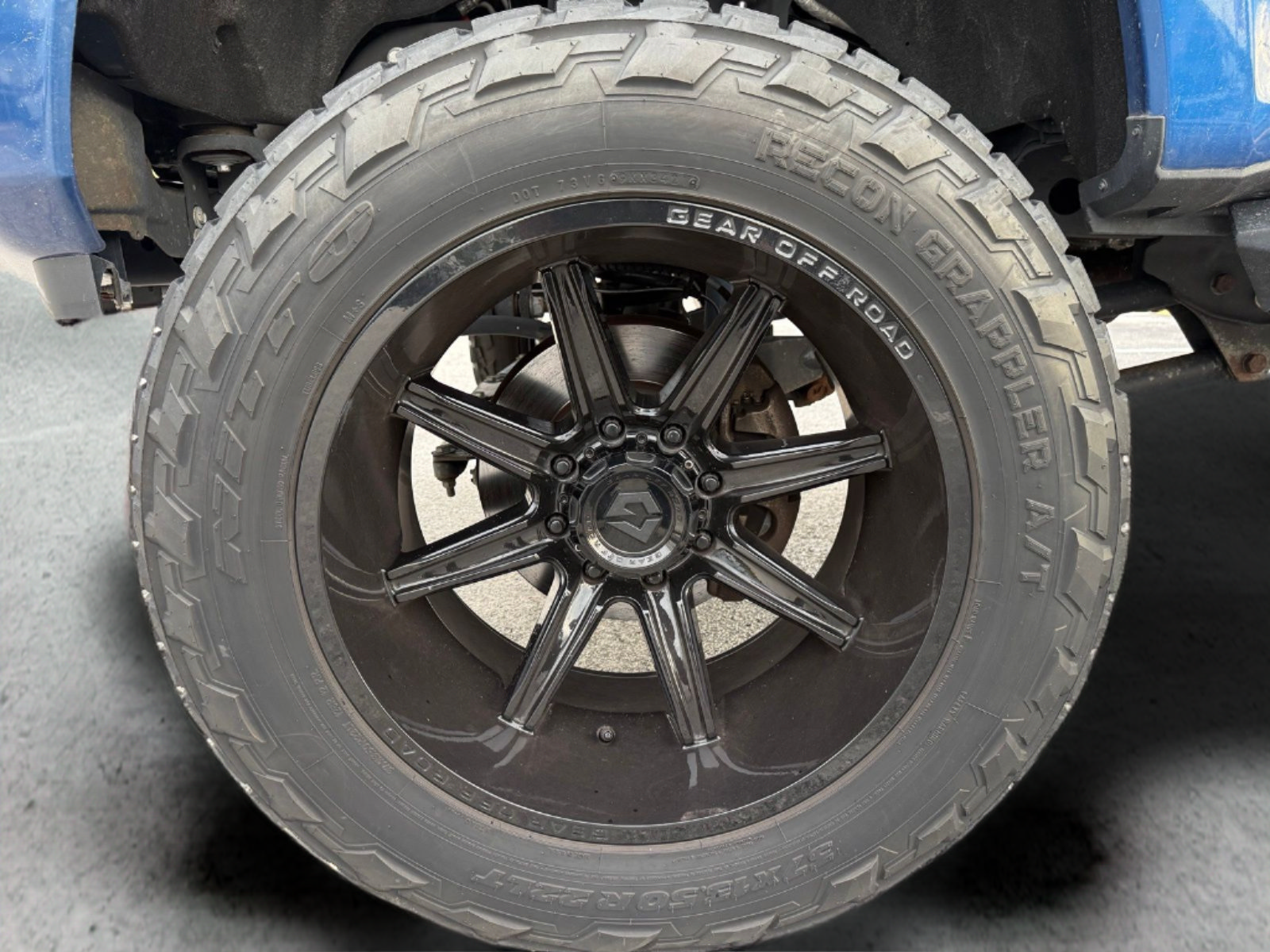Used 2022 Ford F250 Lariat w/ Black Appearance Package AWD/4WD image 22