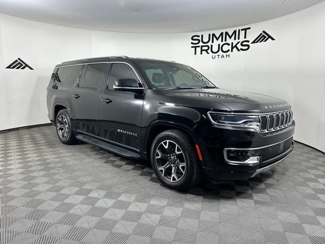 Used 2023 Jeep Wagoneer L Series III w/ Convenience Group I image 1