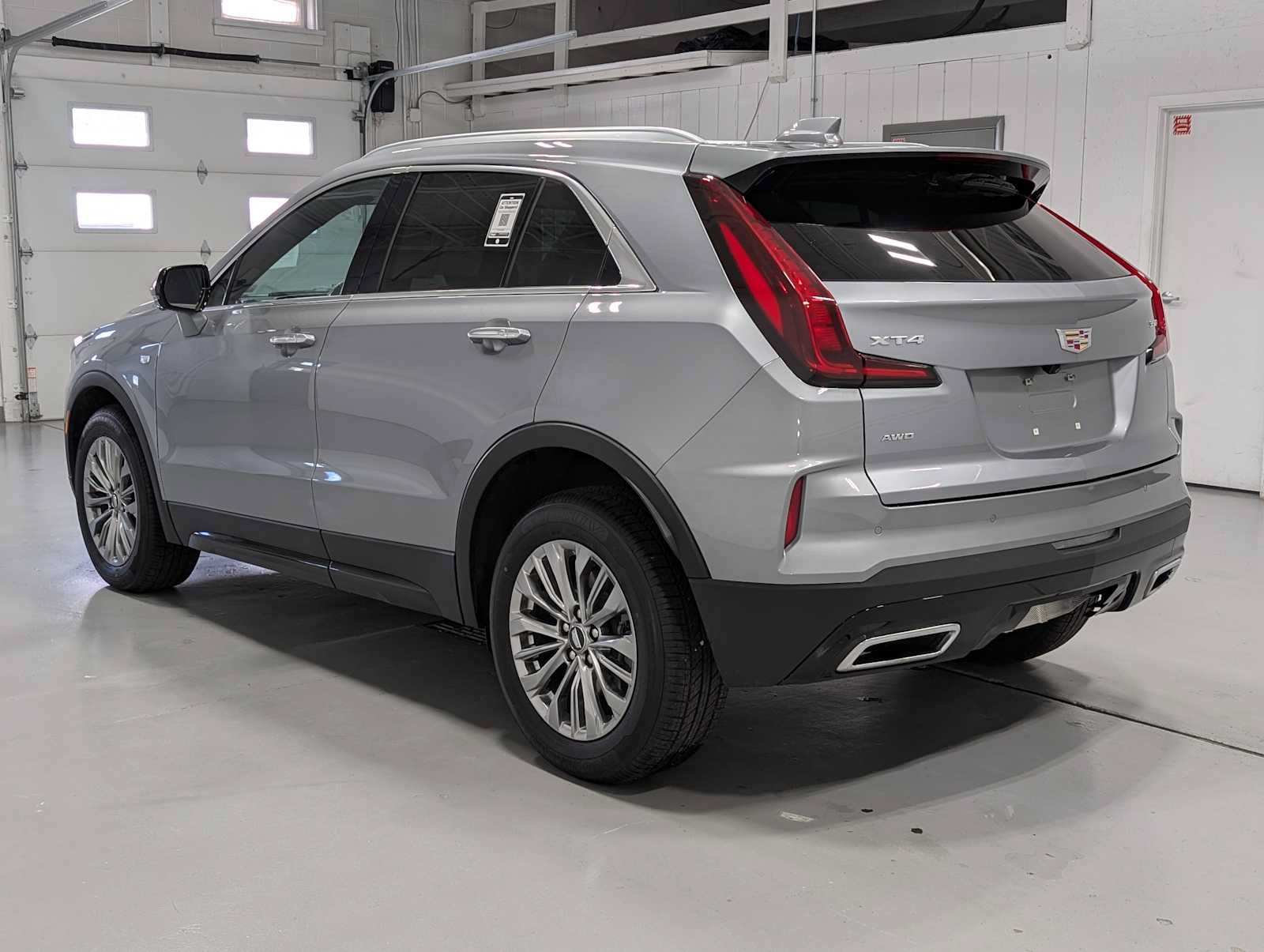 Certified 2025 Cadillac XT4 Premium Luxury AWD/4WD image 11