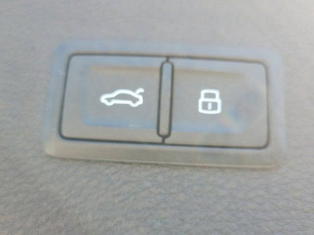 Used 2022 Audi SQ5 Premium Plus w/ Premium Plus Package image 13