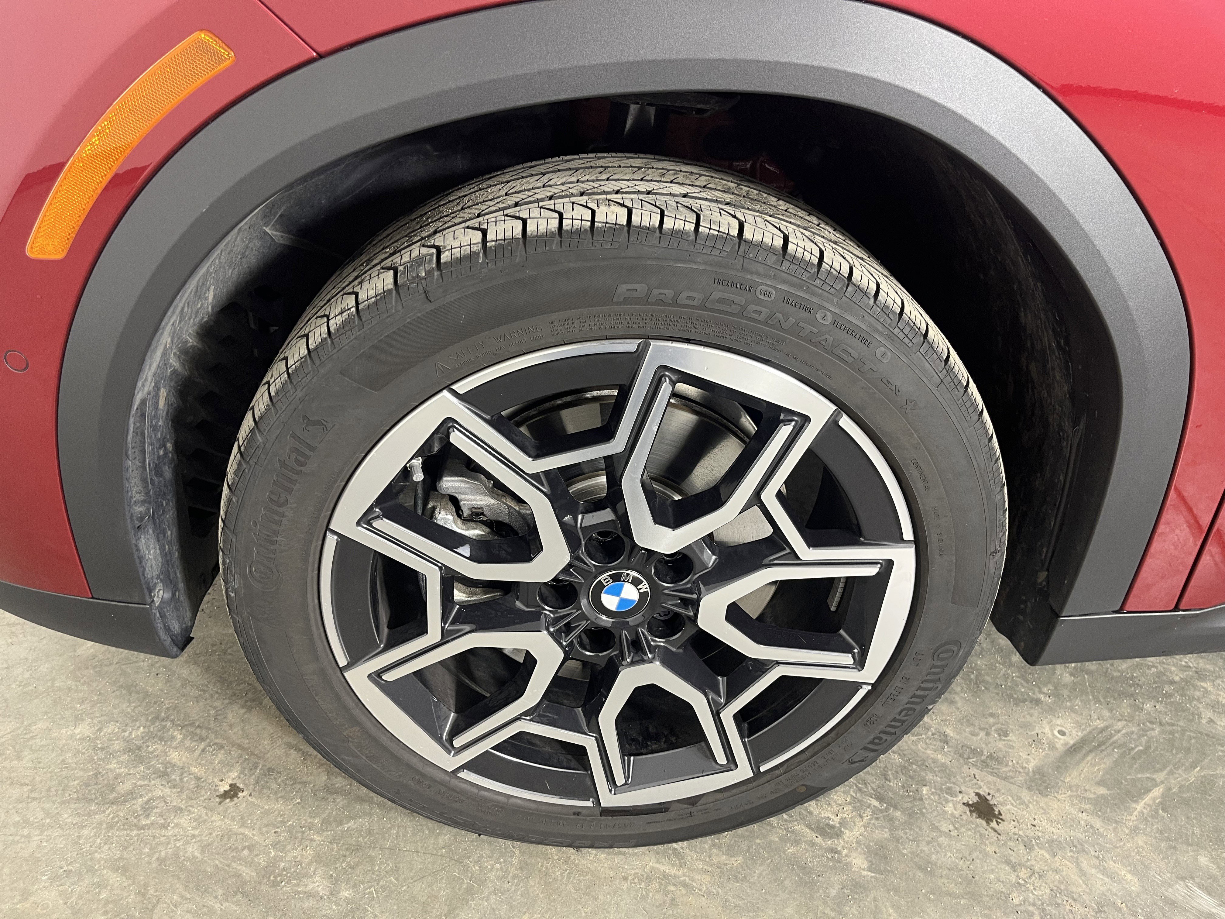 Used 2025 BMW X2 xDrive28i w/ Convenience Package image 25