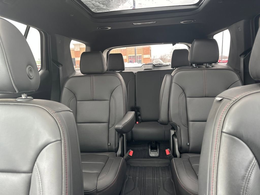 Certified 2023 Chevrolet Traverse RS w/ LPO, Floor Liner Package image 35