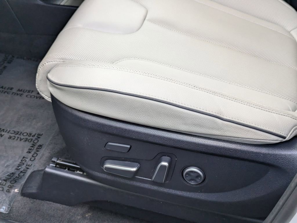 Used 2025 Hyundai Palisade Limited image 15