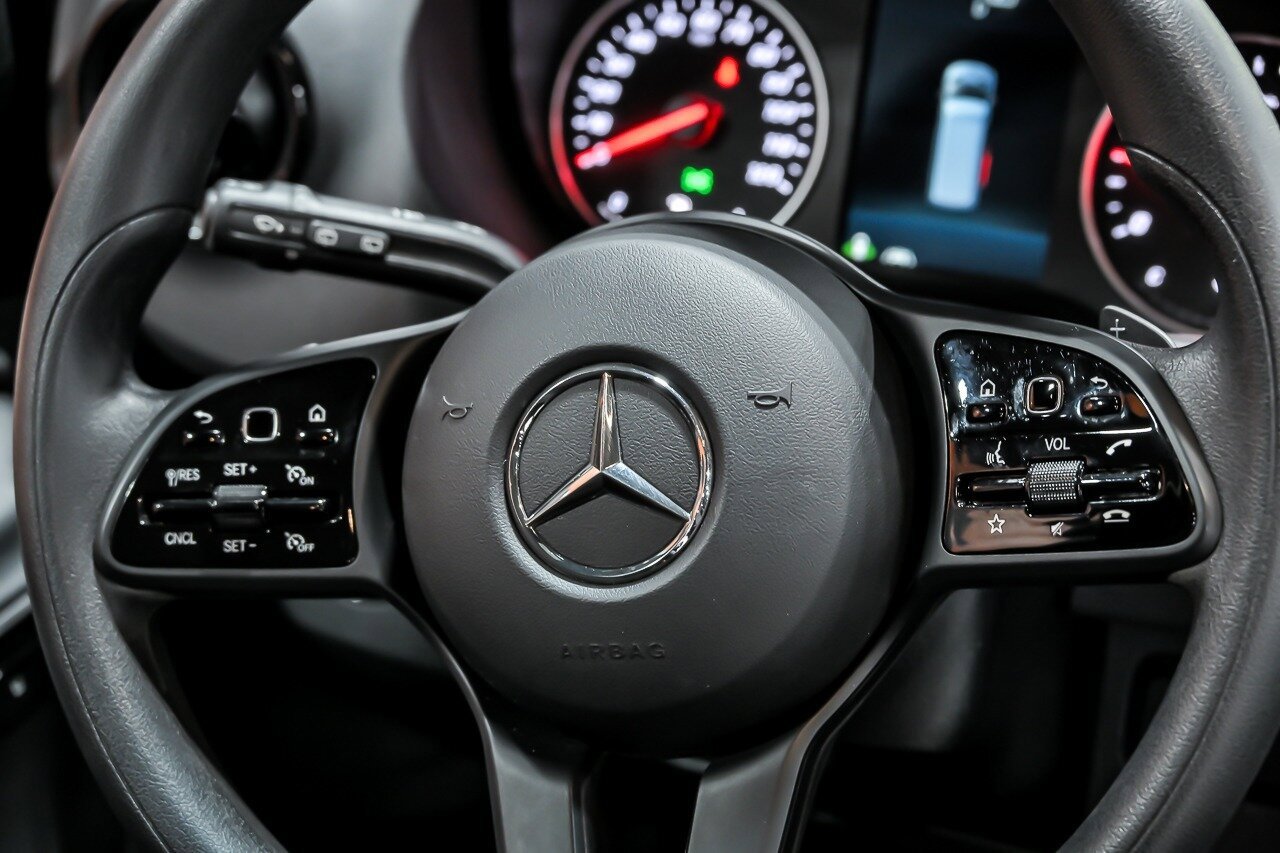 Used 2024 Mercedes-Benz Sprinter 2500 image 18