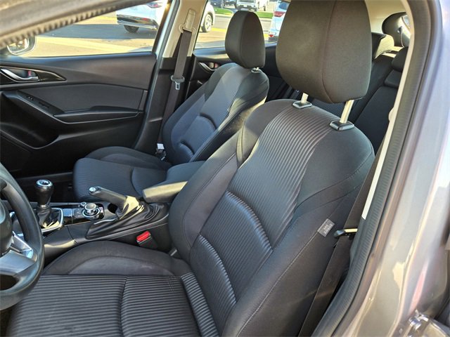 Used 2016 MAZDA MAZDA3 i Sport w/ Preferred Equipment Package image 15