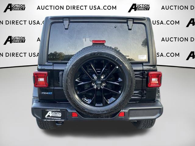 Used 2021 Jeep Wrangler Unlimited Sahara w/ Dual Top Group AWD/4WD image 5